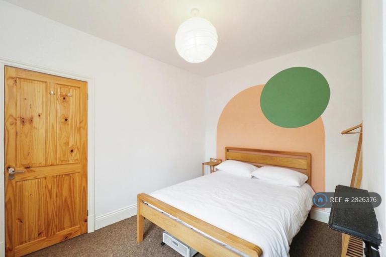 Room Warwick Street in Leicester