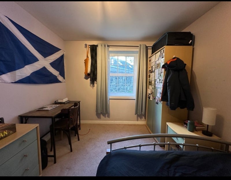 Room Dalry Gait in City of Edinburgh