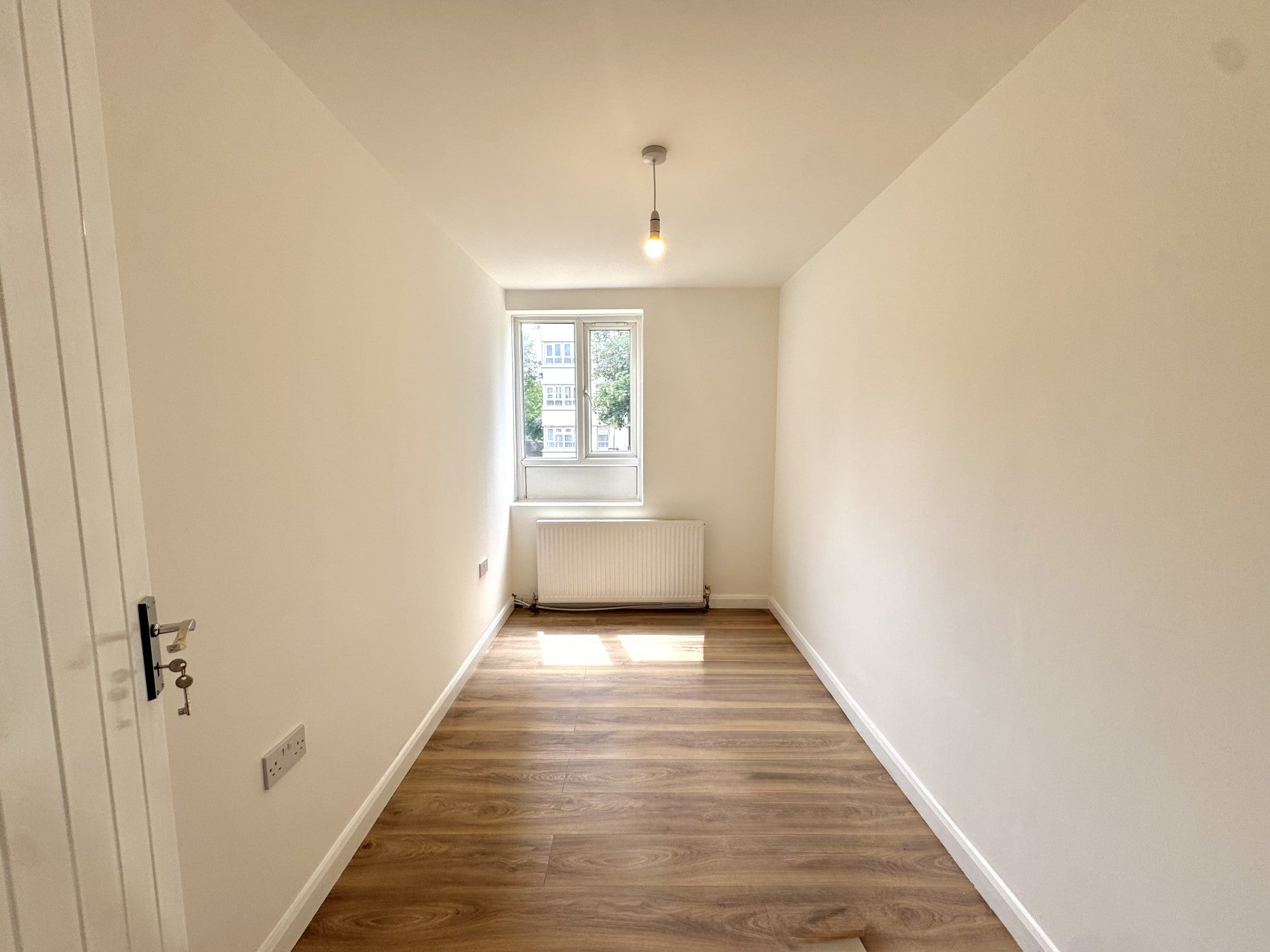 Flat Dormer’s Wells Lane in Greater London