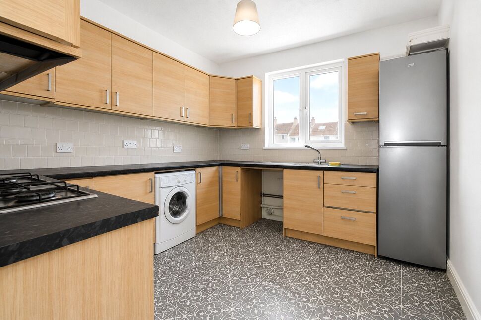 Flat Carmarthen Road in Plymouth