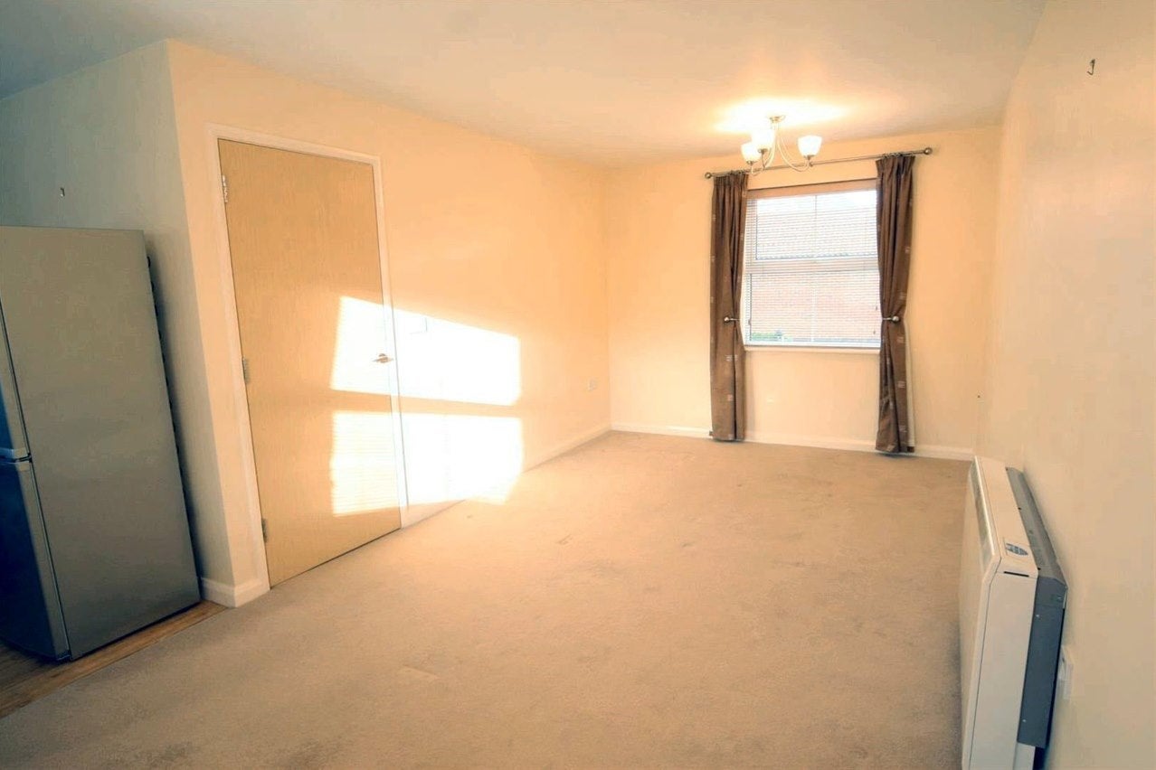Flat Linnet Court in Uppingham