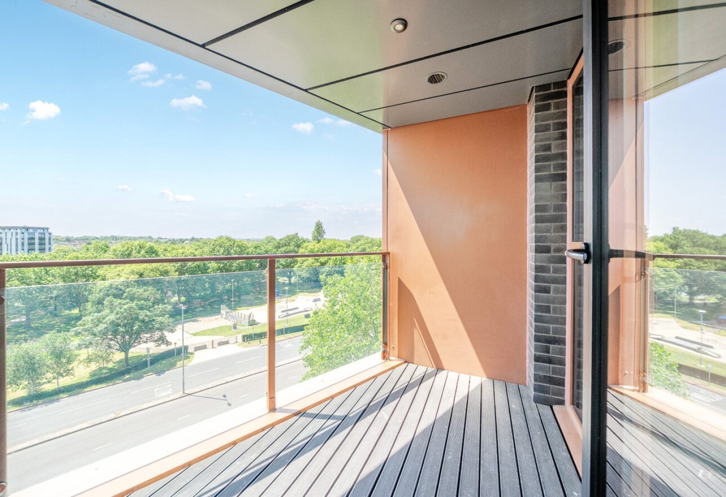 Flat Blackbush Springs in Harlow
