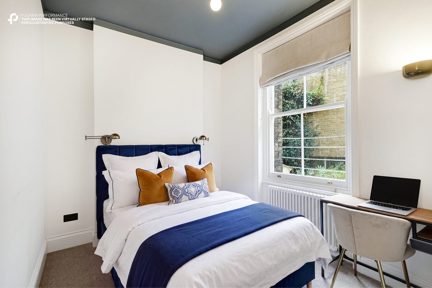 Flat Abingdon Road in Greater London