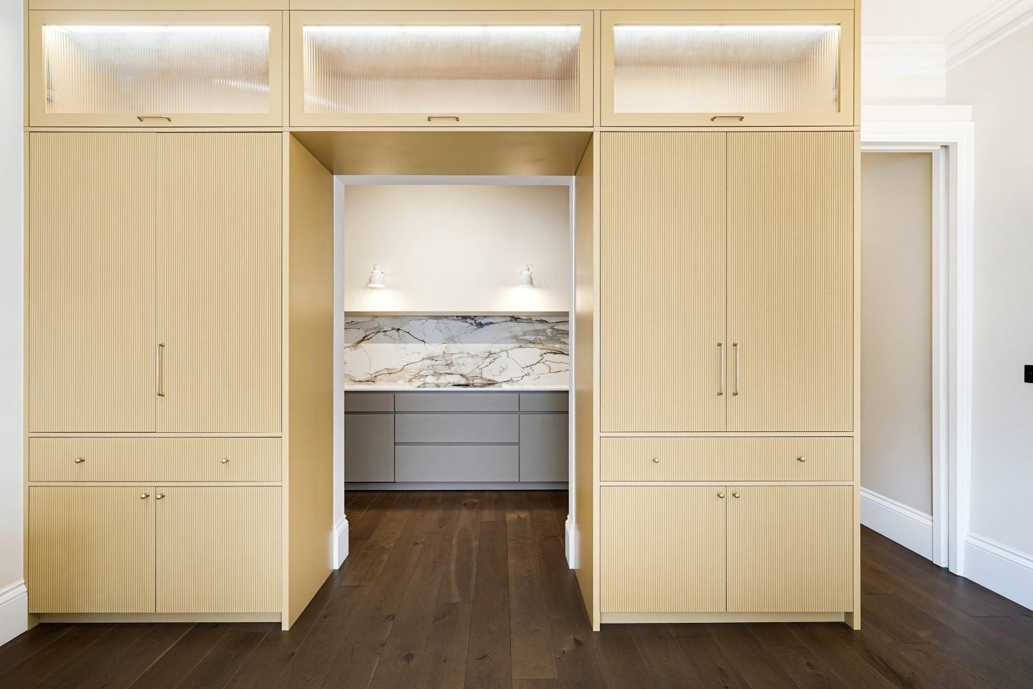 Flat Abingdon Road in Greater London