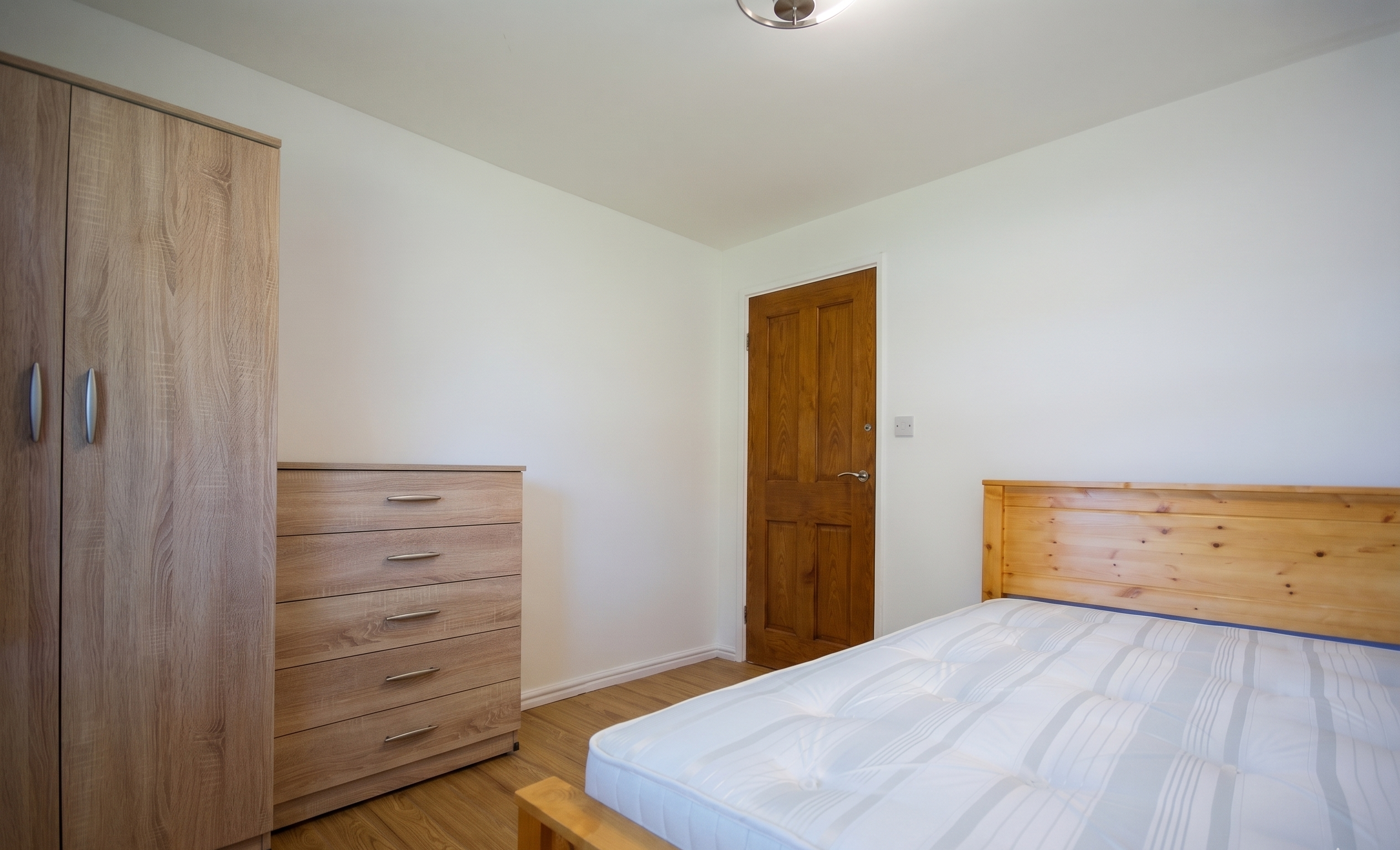 Room Foster Way in Birmingham
