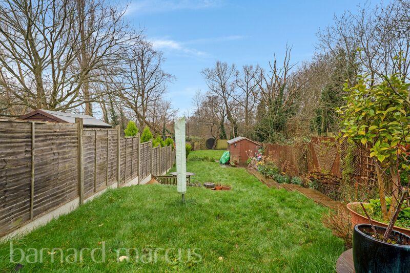 Flat Marlborough Close in Greater London