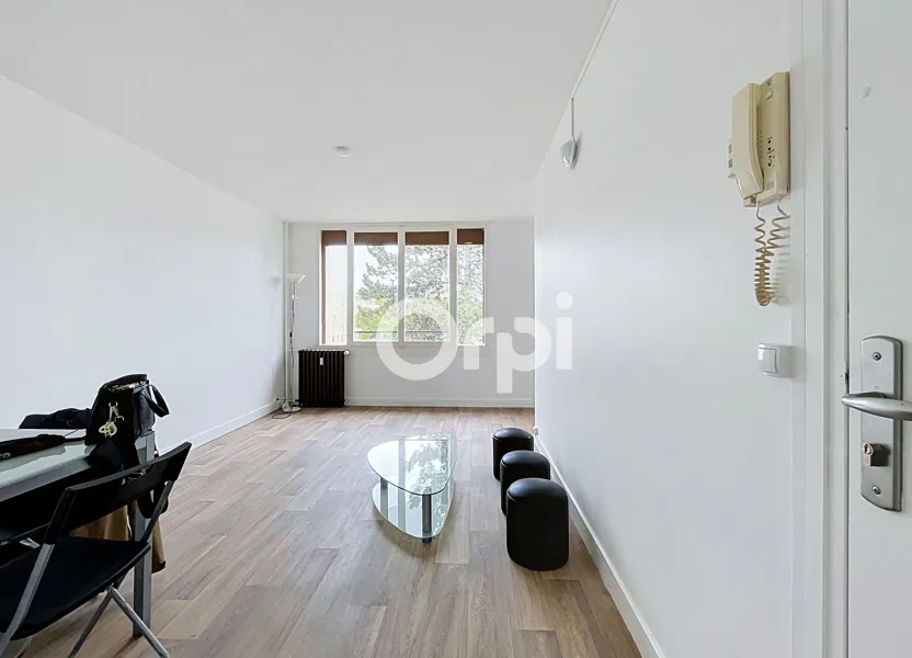 Appartement Place Georges Clemenceau à Creil
