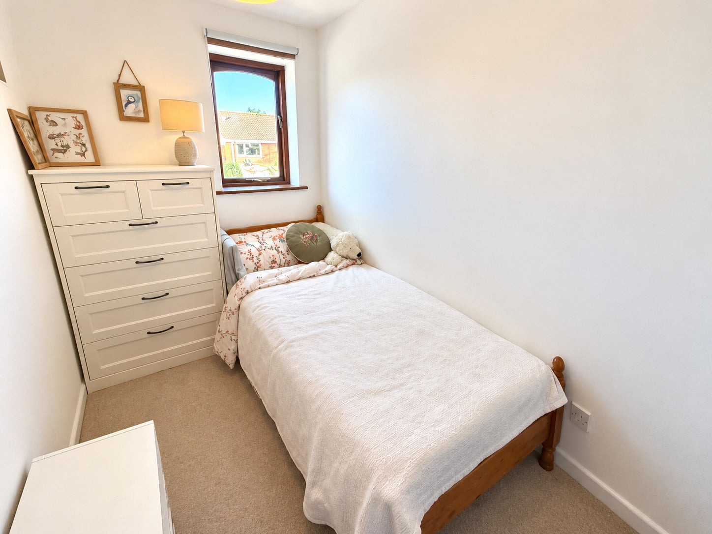 House Fieldfare Close in Weymouth