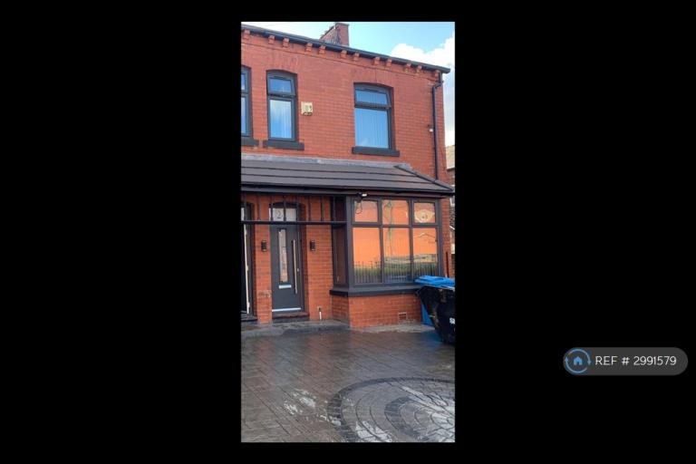 House Hereford Street in Chadderton
