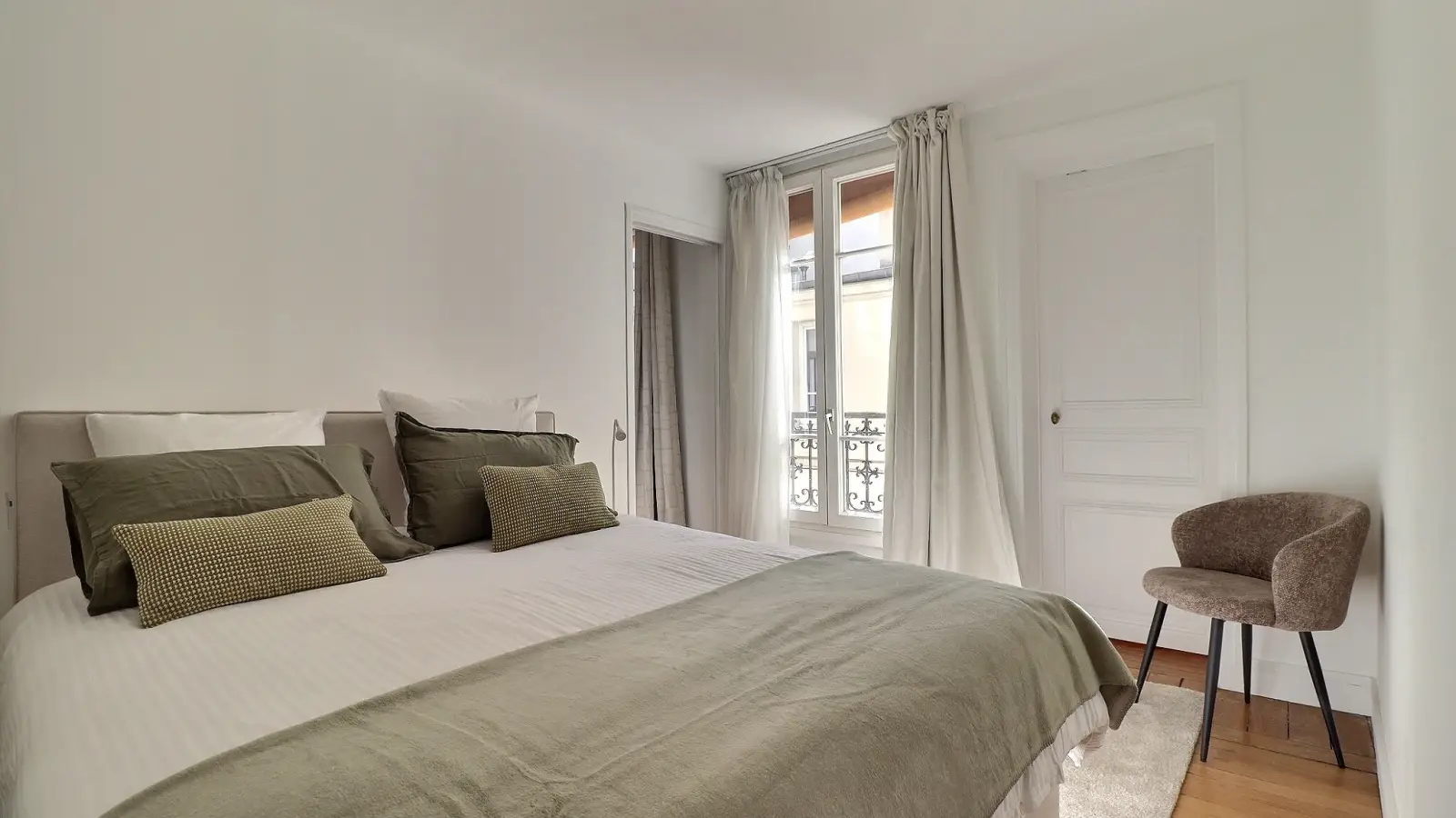 Appartement Rue des Tournelles à Paris