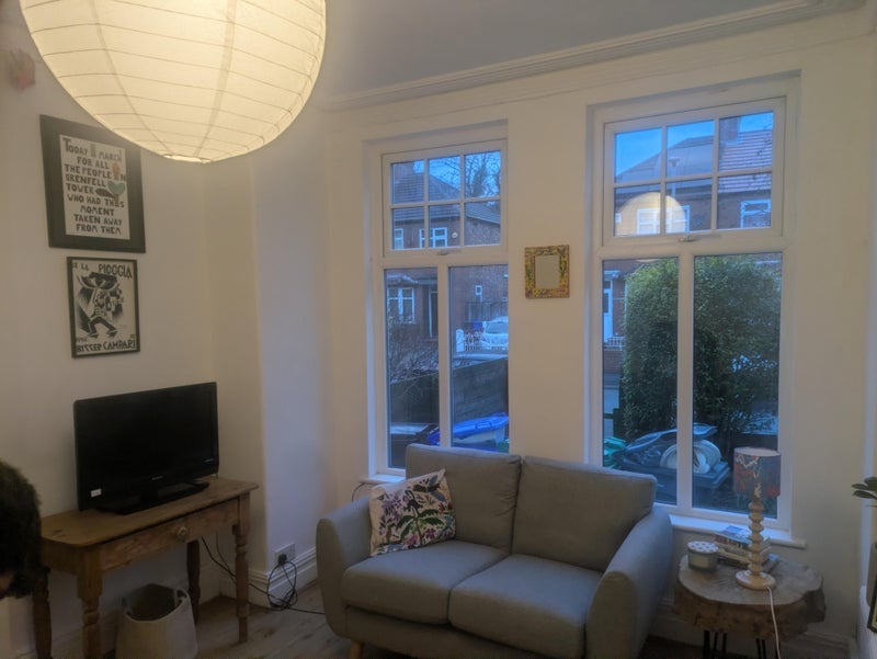 Room Russell Road in Manchester
