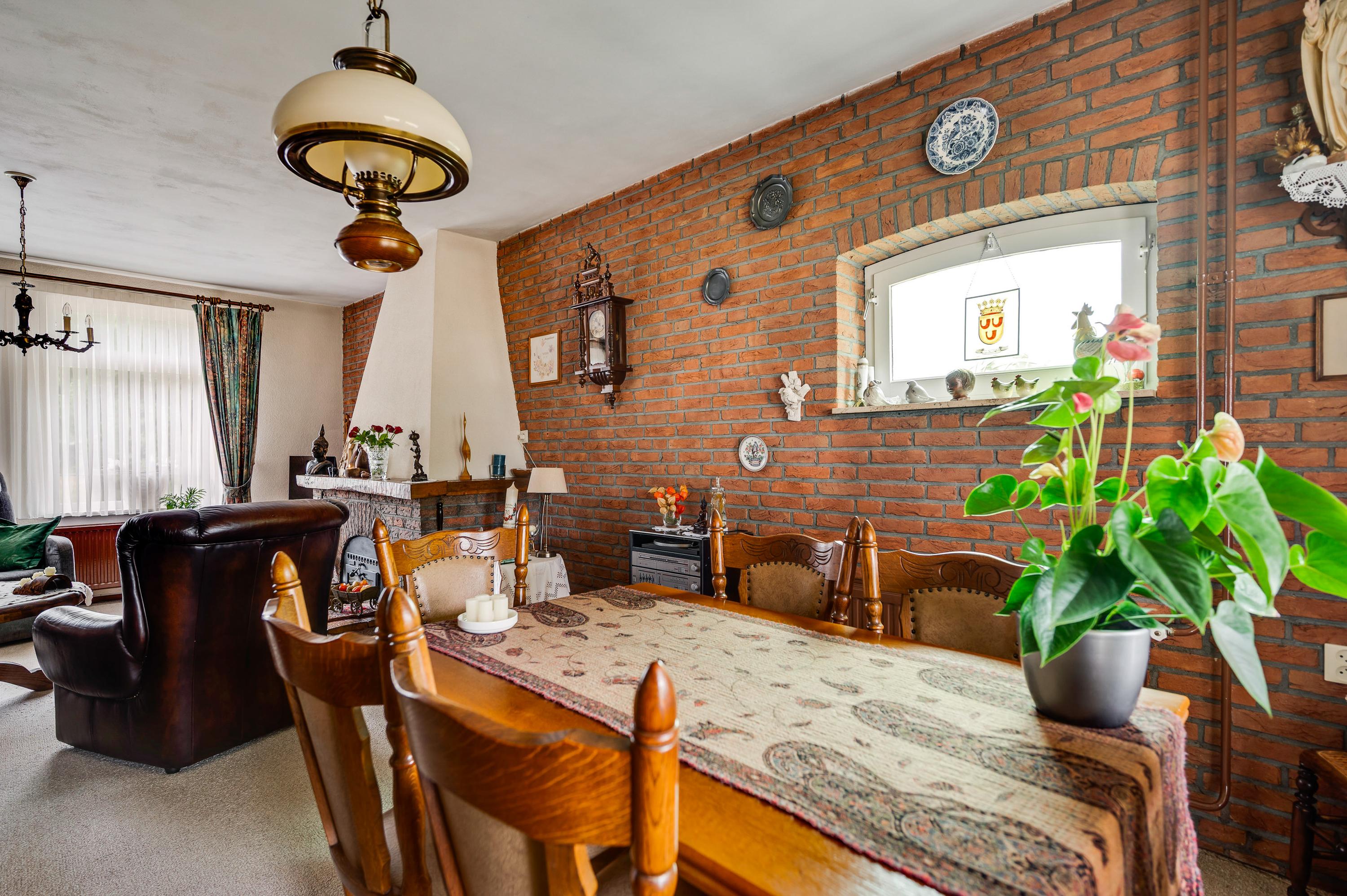 Vrijstaande woning te koop: Overhaelen 6, Haelen