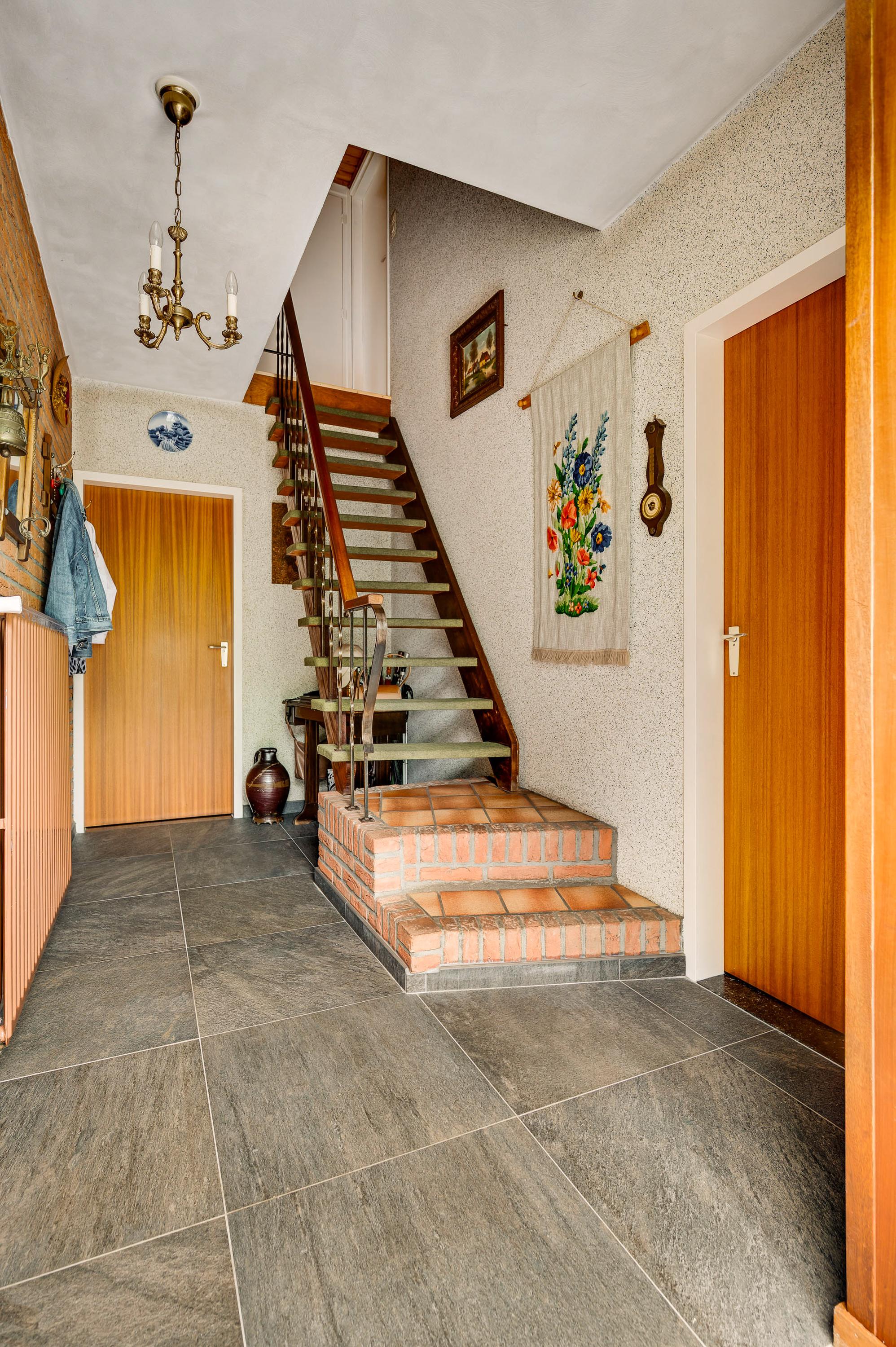 Vrijstaande woning te koop: Overhaelen 6, Haelen