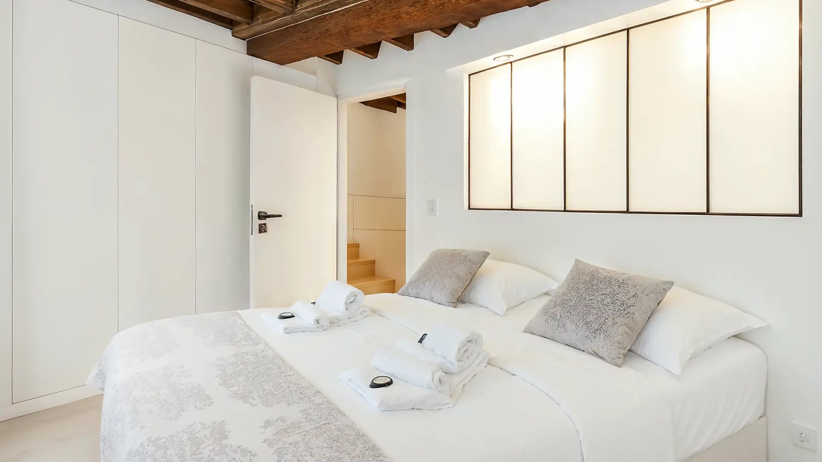 Appartement Rue de la Grande Truanderie à Paris