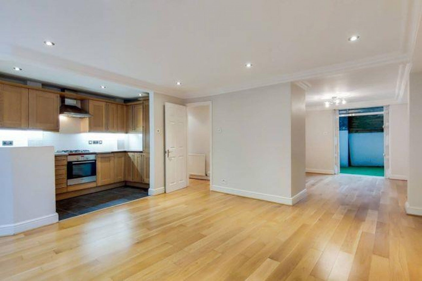 Flat Belgrave Gardens in City of Westminster