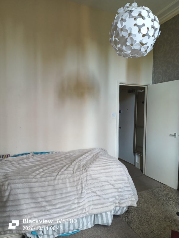 Room Tavistock Road in Greater London