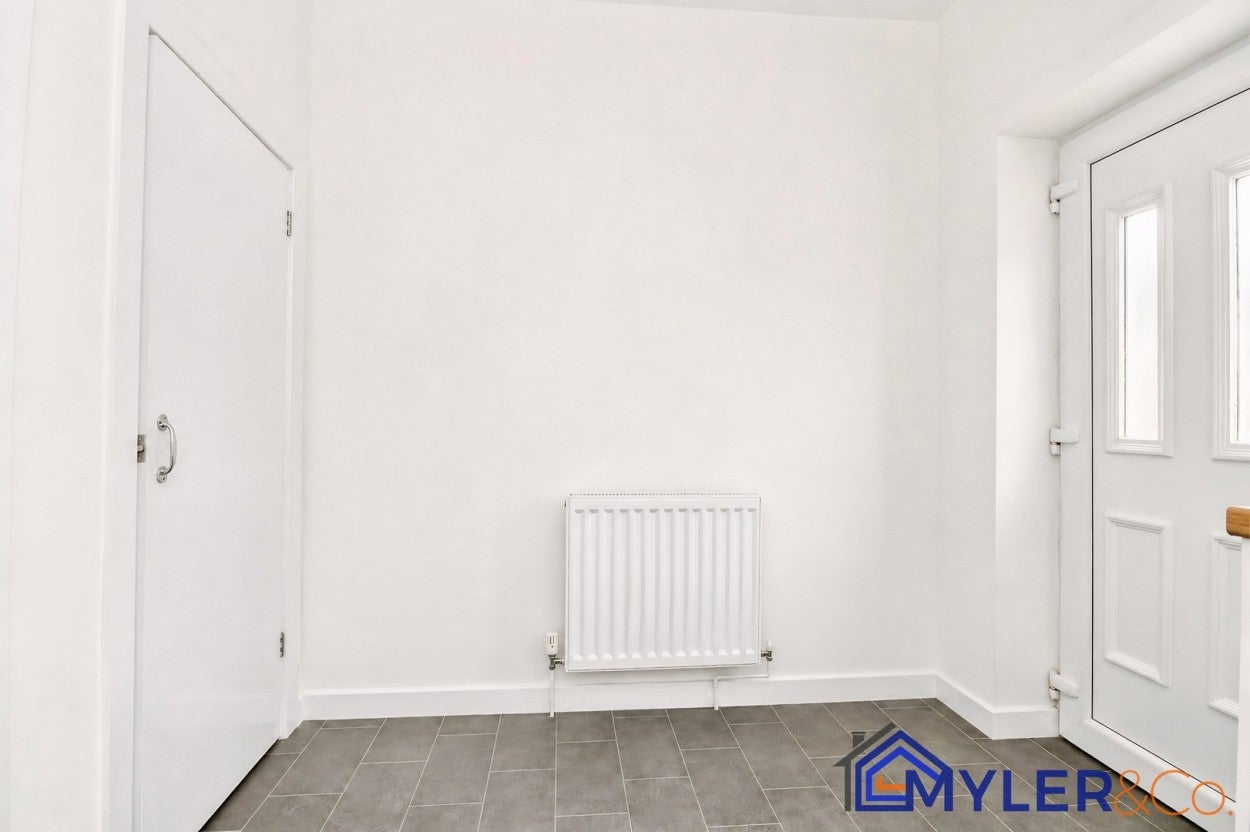 House Mayfair Grove in Widnes