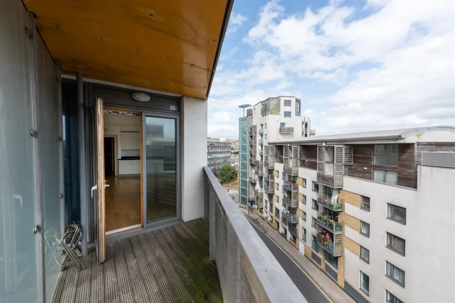 Flat Stroudley Road in Brighton