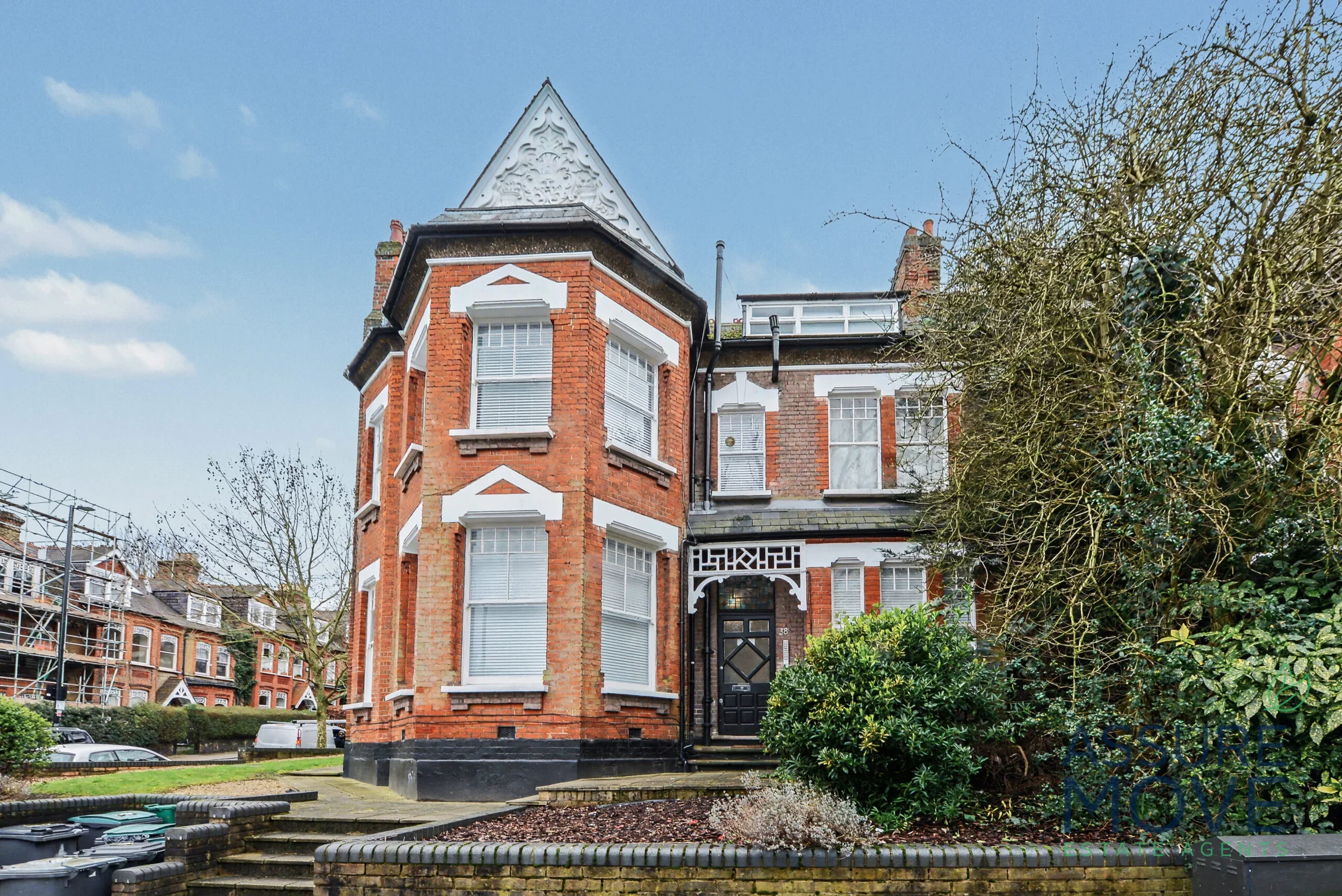 Flat Haslemere Road in Greater London