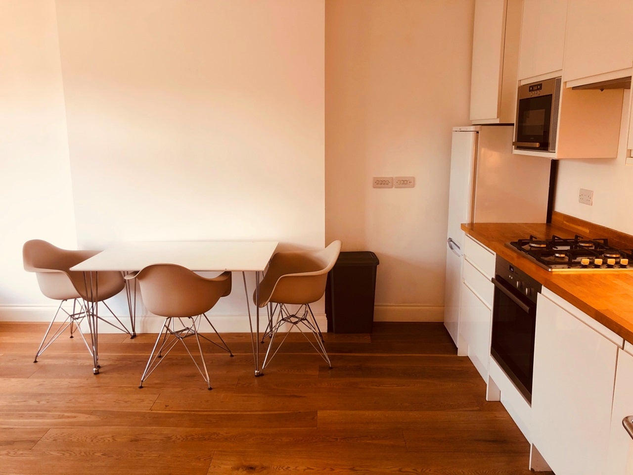 Flat Acre Road in Greater London