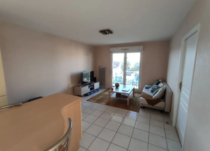 Appartement Rue Fernand Rabier à Fleury-les-Aubrais