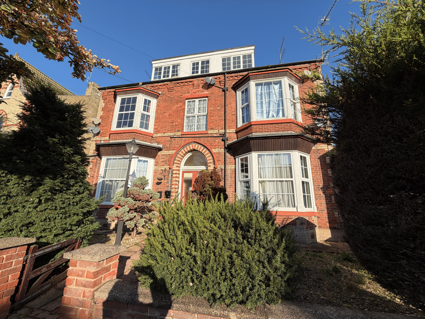 Flat Saint John's Avenue in Bridlington