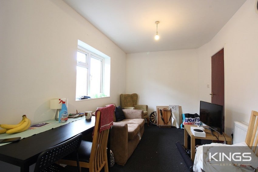 Room Alma Road in Southampton