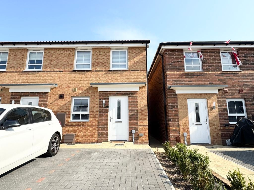 House Weightman Close in New Waltham