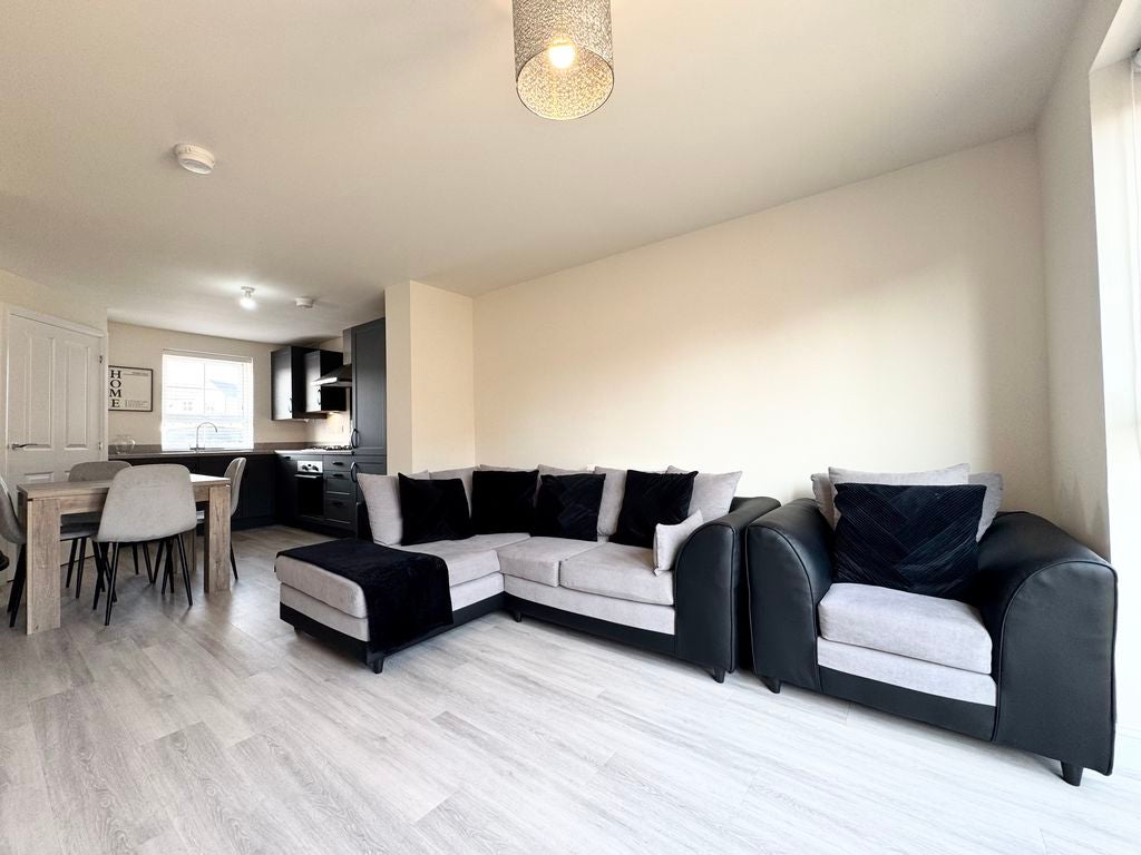 House Weightman Close in New Waltham