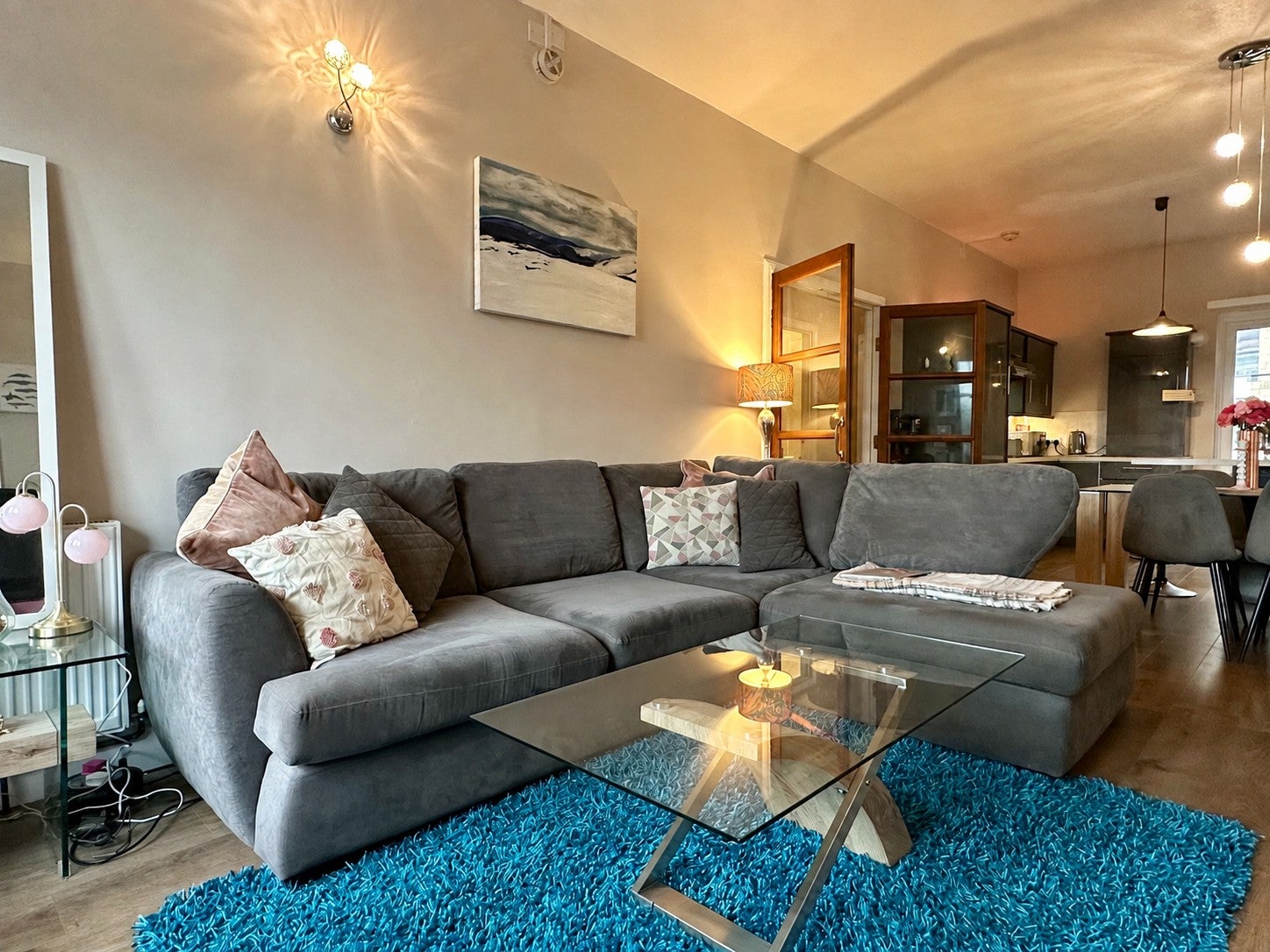 Flat Sauchiehall Street in Glasgow
