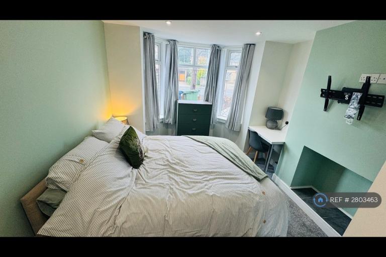 Room Leverington Road in Fenland District