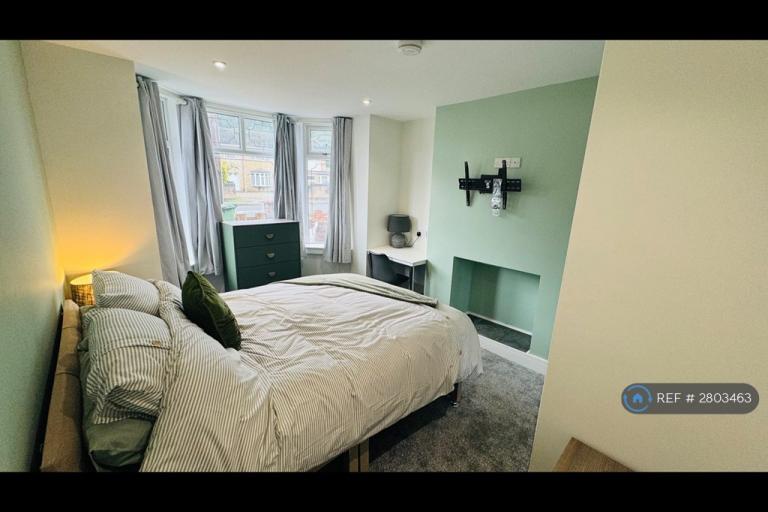 Room Leverington Road in Fenland District