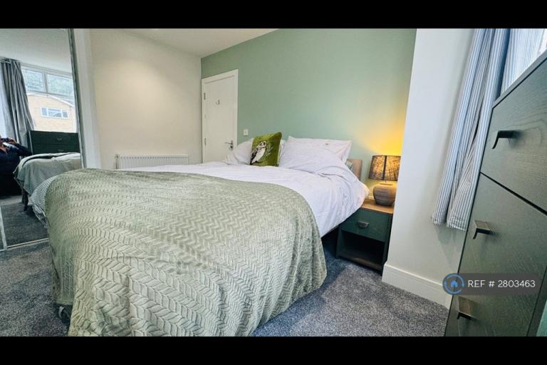 Room Leverington Road in Fenland District