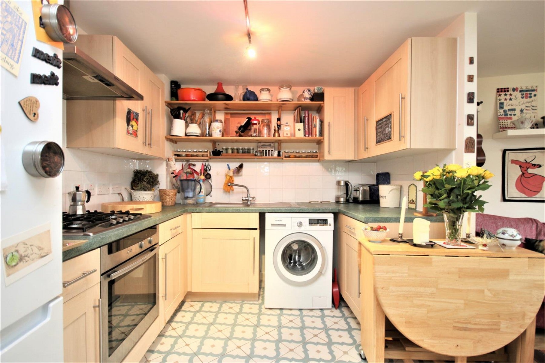 Flat Holmes Road in Greater London