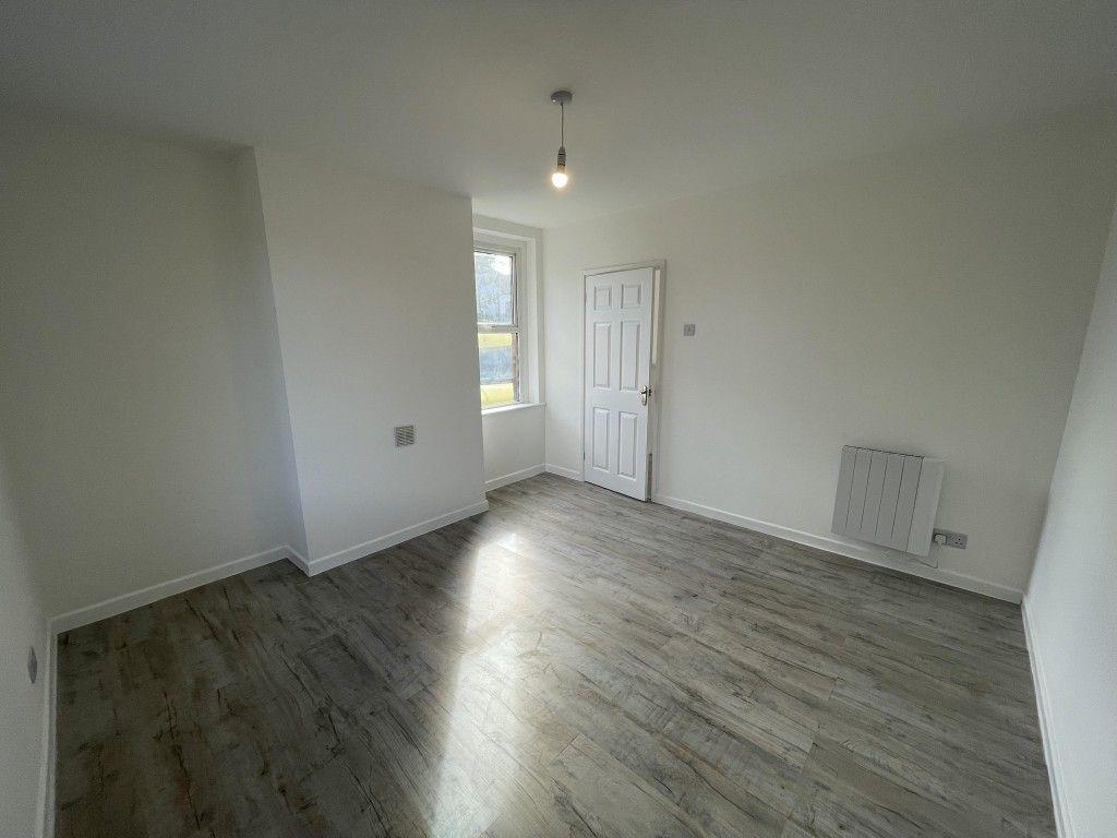 Flat Providence Terrace in Chippenham