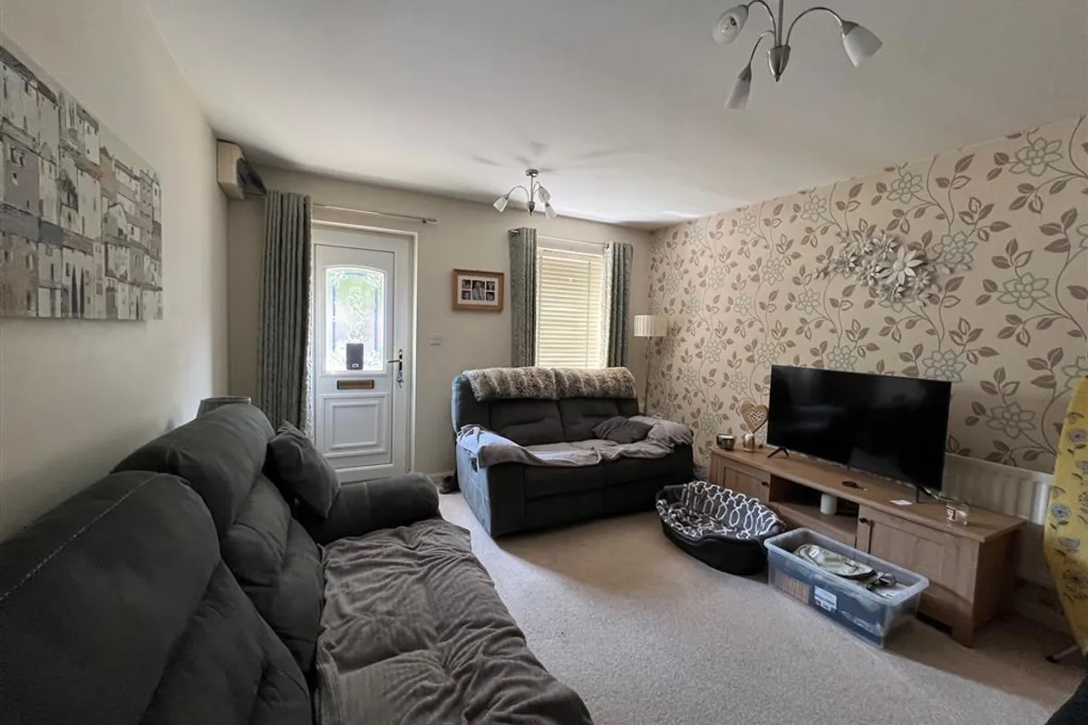 House Queensgate in Fairford Leys