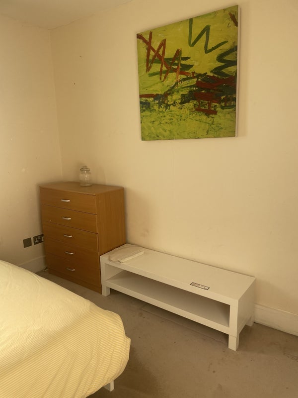 Room Wolfington Road in Greater London