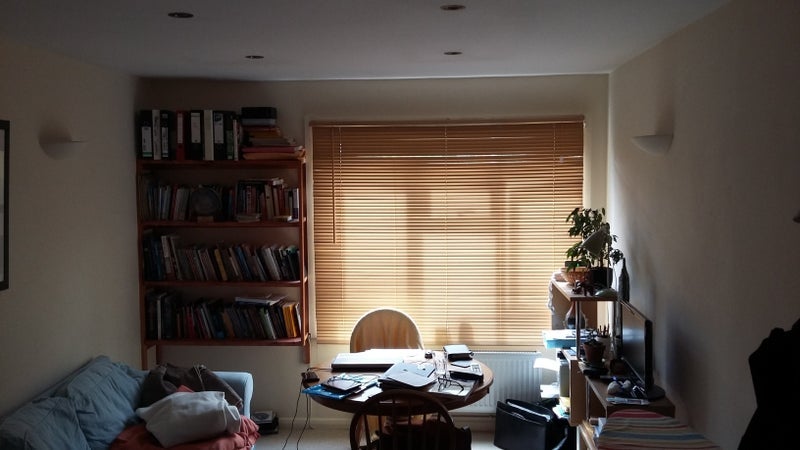 Room Tarling Road in Greater London