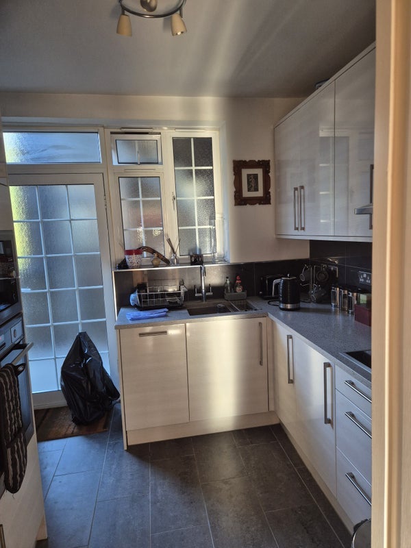 Room The Downs in Greater London