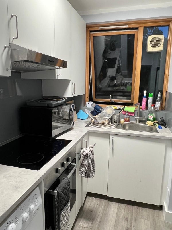 Room College Place in Greater London