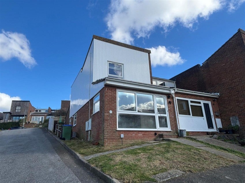 House St Leonards Close in Newhaven