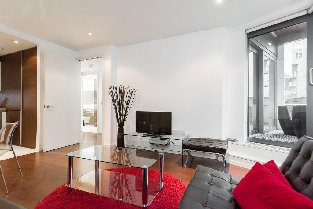 Flat Alexia Square in Greater London