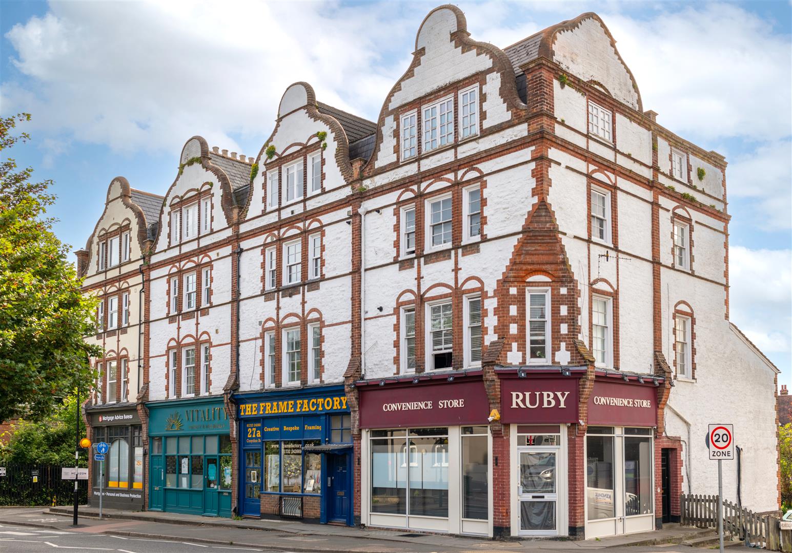 Flat Croydon Road in Reigate and Banstead