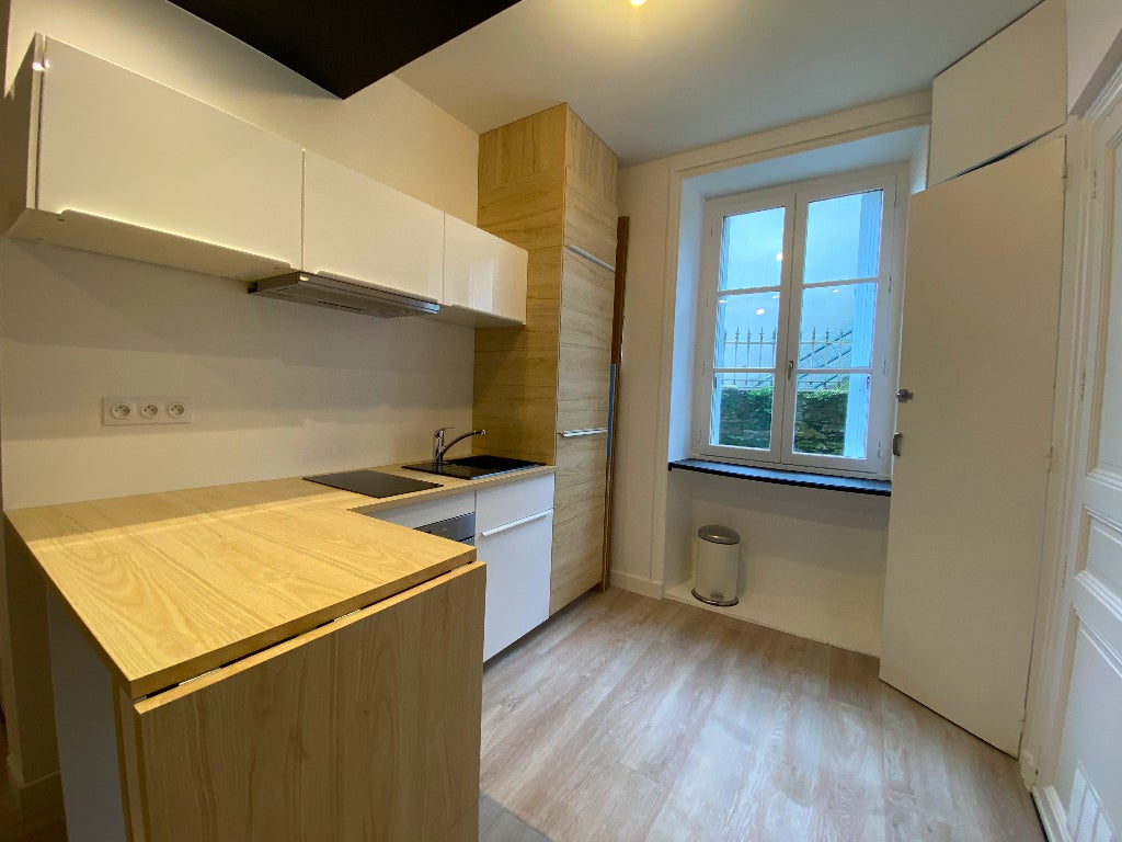 Flat Route de Clisson in Saint-Sébastien-sur-Loire