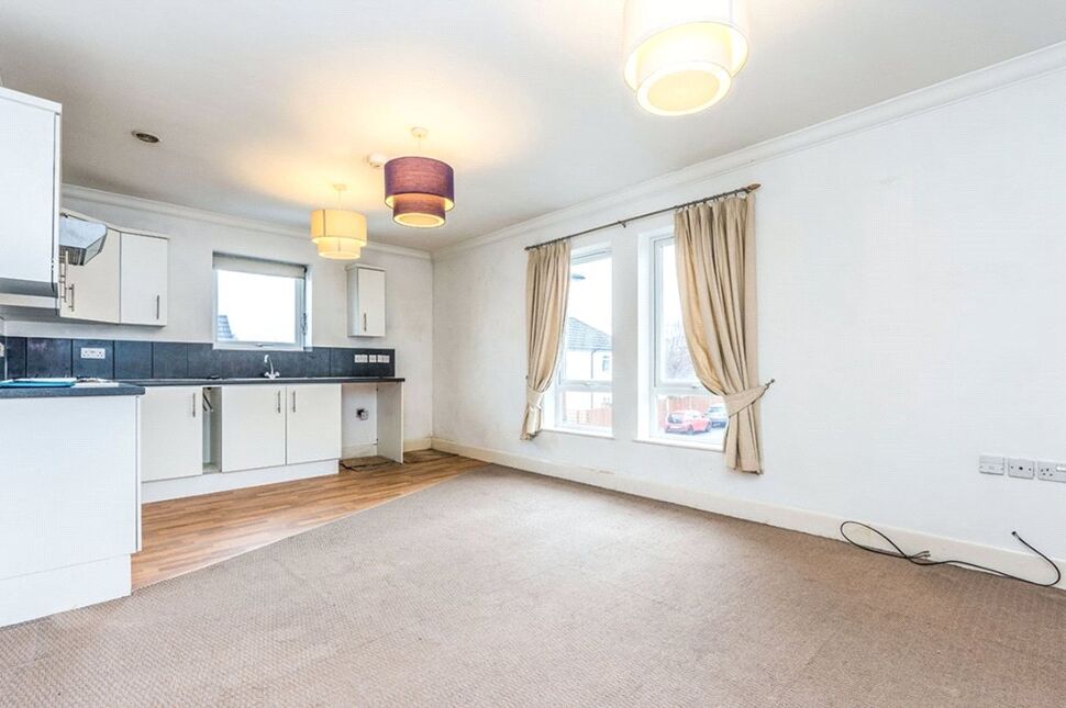 Flat Testwood Road in Southampton