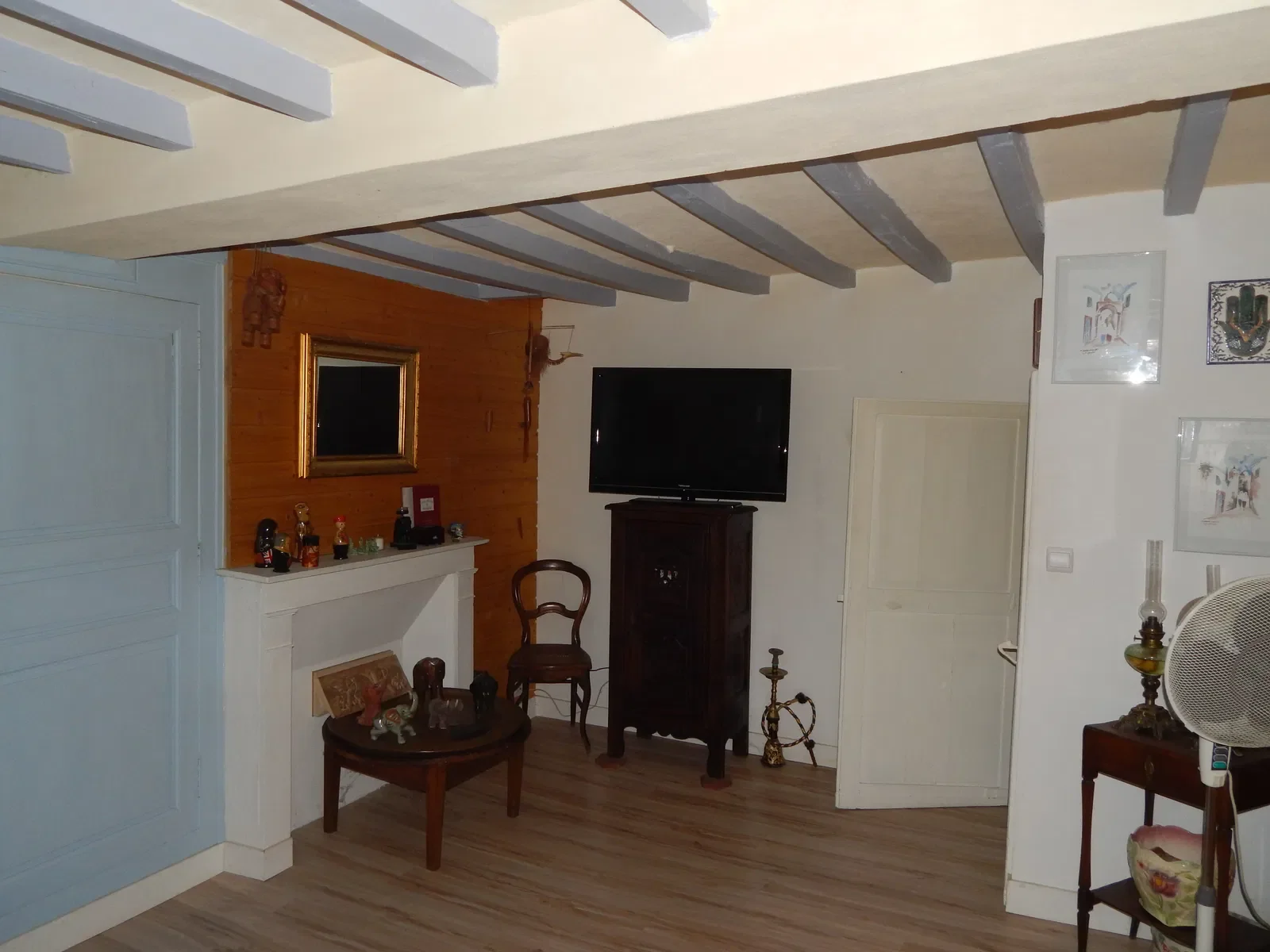 Chambre Rue du Champ Paillard à Chichery