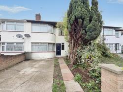 Flat Wiltshire Avenue in Slough