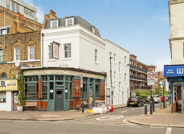 Flat Ellsworth Street in London