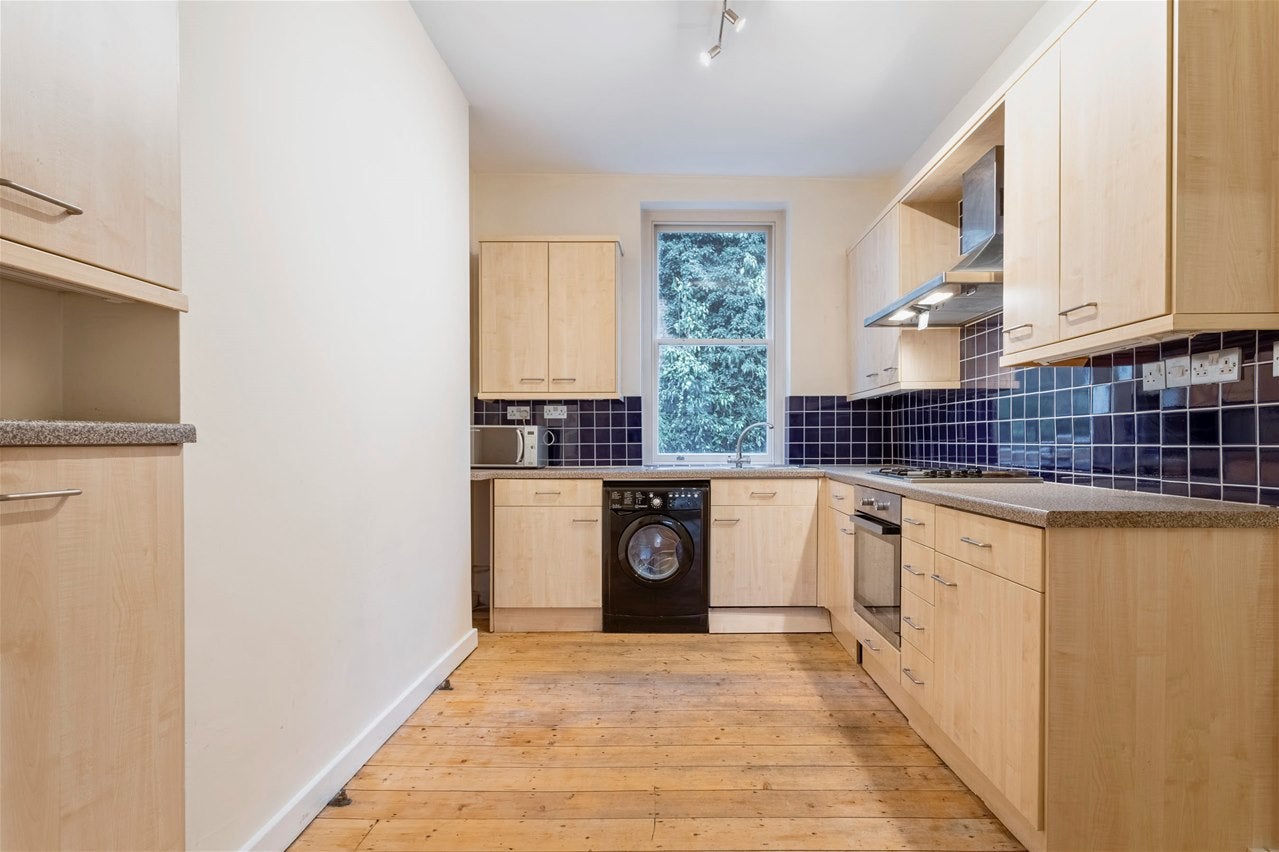 Flat Myddelton Street in Greater London