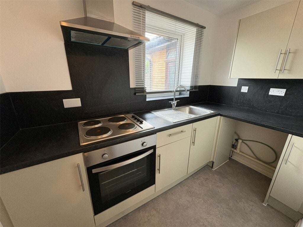 Flat Avondale in Guildford
